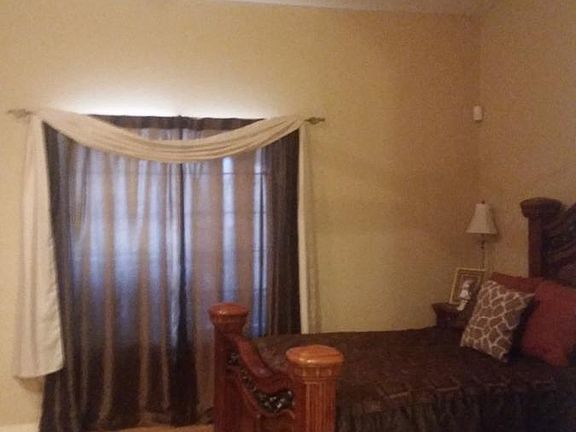5th image of 1090 N McGrady Ave