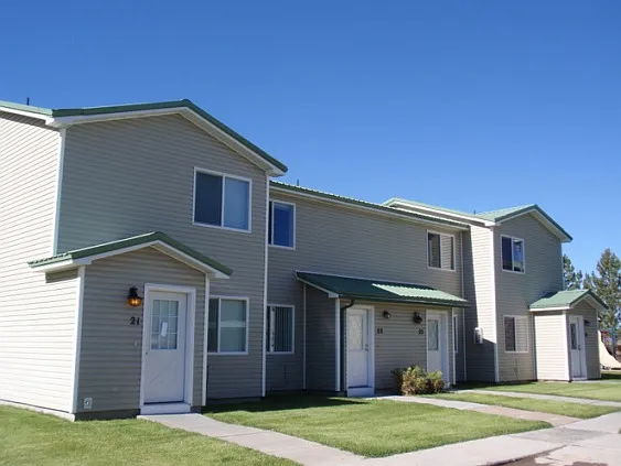 2 bed, 753 sqft, $225 — Photo 1