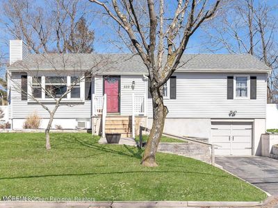 559 Dow Ave, Oakhurst, NJ, 07755