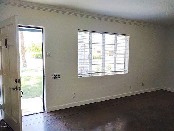 Coronado cleanedLR Window MLS (37)