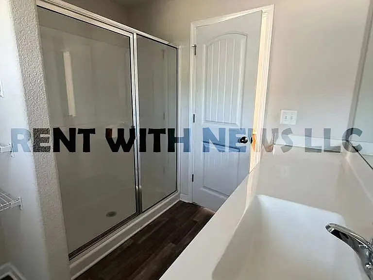 80 Shallow Dr — Photo 17