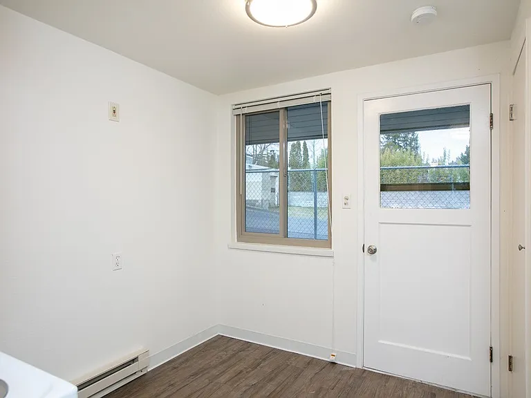 Pacific Ridge Apartments — Photo 22