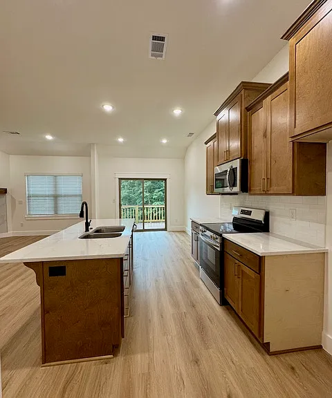 38 Woodbridge Dr — Photo 6