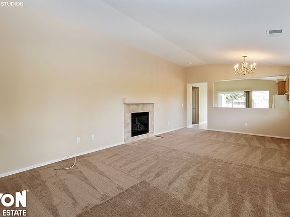 2nd image of 3740 Oakland Bay Dr