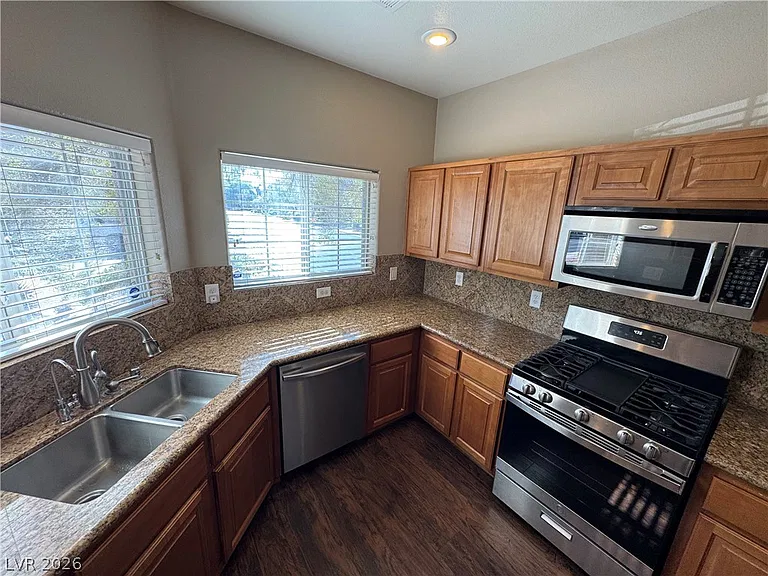 8650 Treasure Trove St — Photo 21