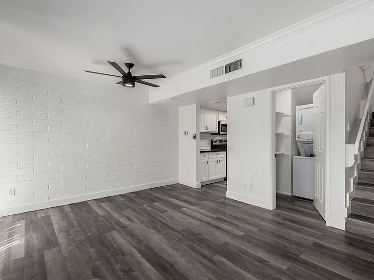 Madison Flats — Photo 2