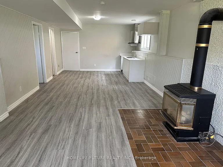 73 Park St N #BASEMENT — Photo 2