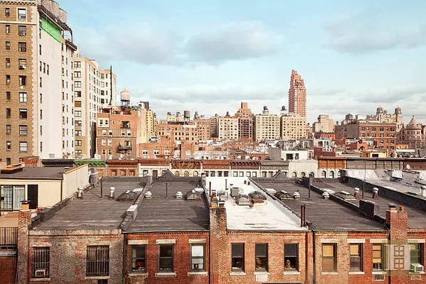 Sold by Halstead Real Estate | media 18