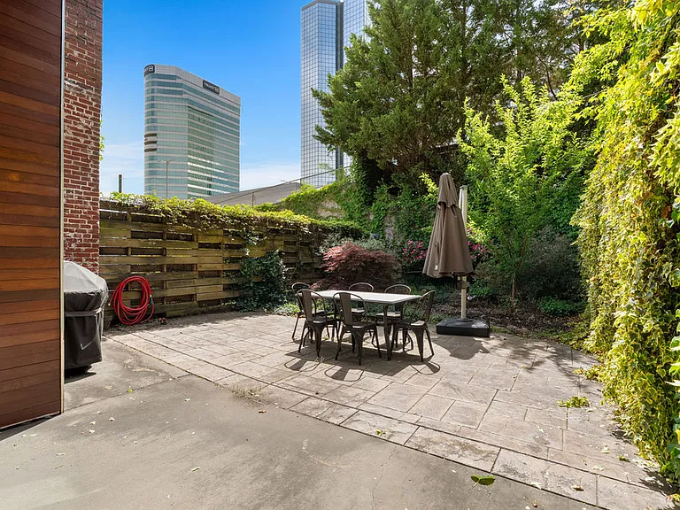 713 S Central St #104 — Photo 8