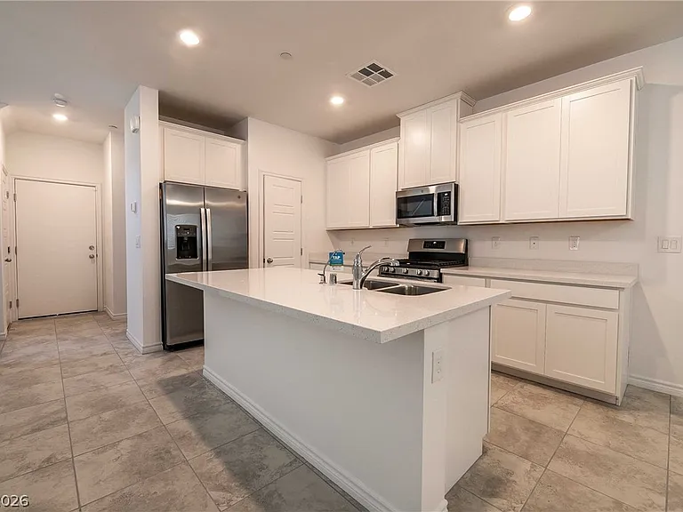 6478 Silver Estates St — Photo 6