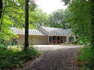 6800 E Westlake Rd, Bellevue, MI 49021