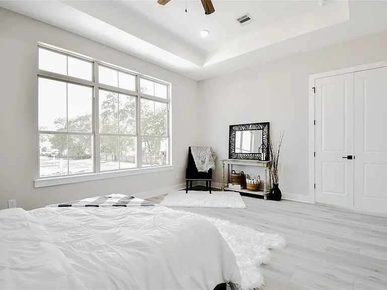 4946 Wunder Way — Photo 11