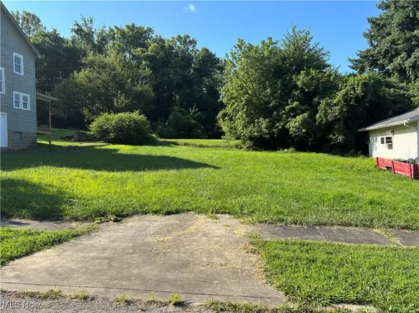 928 Prospect Ave, Zanesville, OH 43701