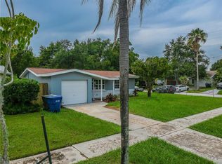 1221 7th Ave NE, Largo, FL 33770