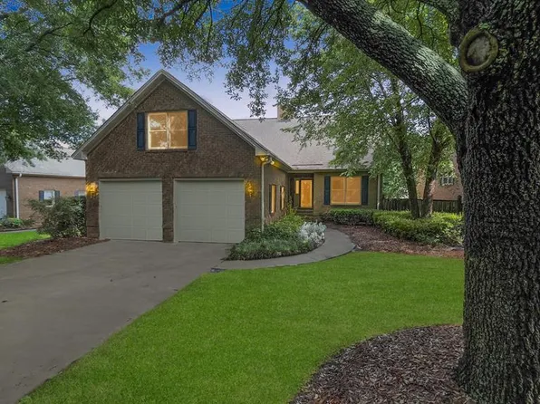 114 Fairway Ct, Greenwood, SC 29649