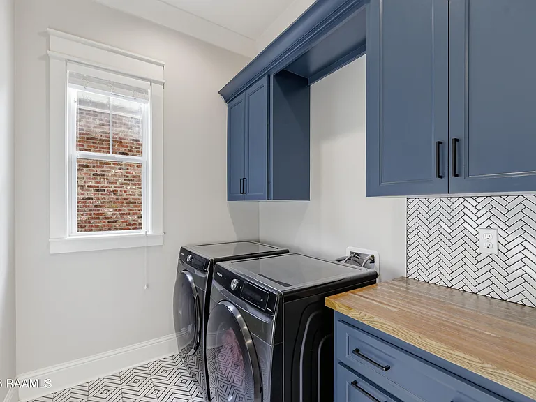 102 Harvest Creek Ln — Photo 32
