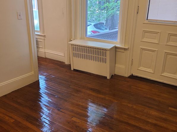 37 Mawney St APT 4