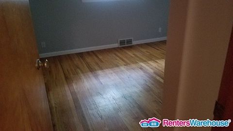 5th image of 500 Golden Valley Dr