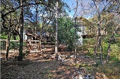 3rd image of 2007 Westlake Dr