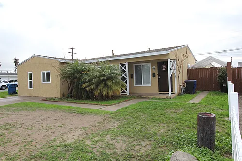 630 Sierra Way #B Photo 1