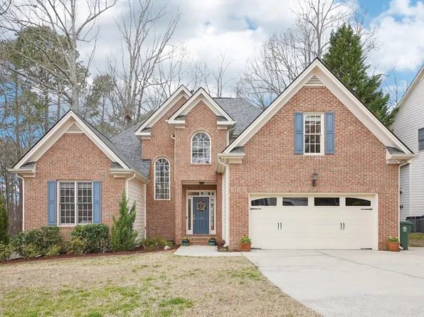 104 Barnes Spring Ct, Cary, NC 27519