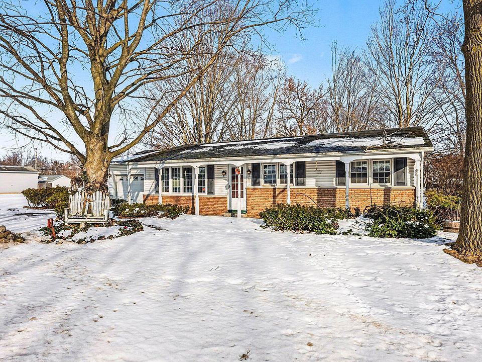 1st image of 718 S Douglas Ave