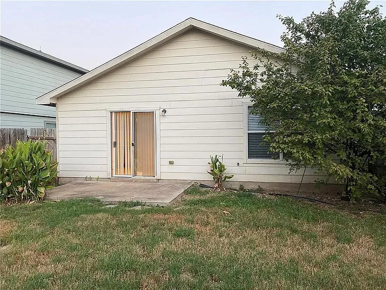 1420 Poppy Seed Ln — Photo 14