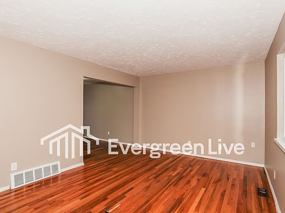 4th image of 937 Glasgow Dr