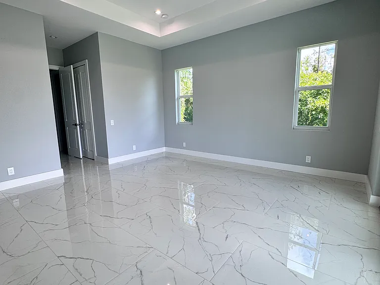 1022 Apple Ave — Photo 12
