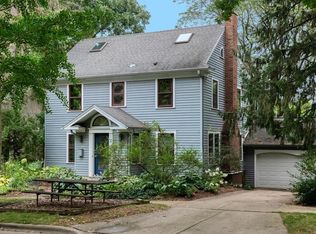 725 Oneida Pl, Madison, WI 53711