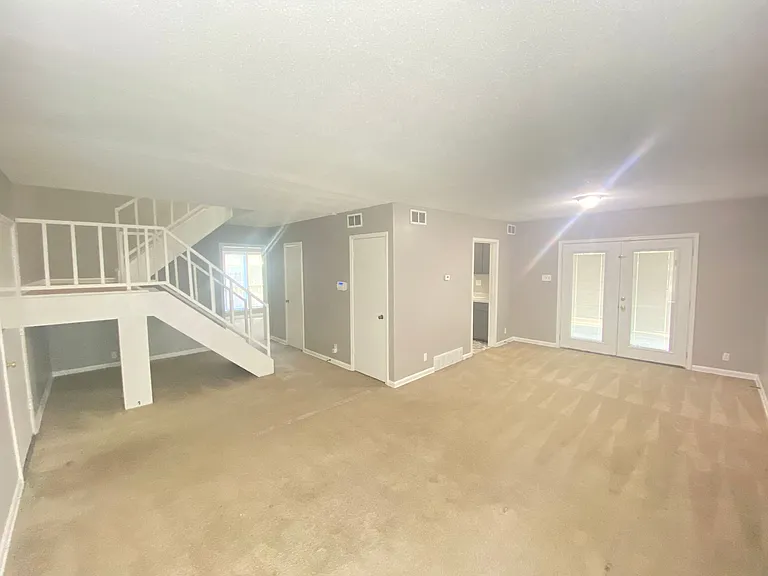3367 Clarke Rd — Photo 3