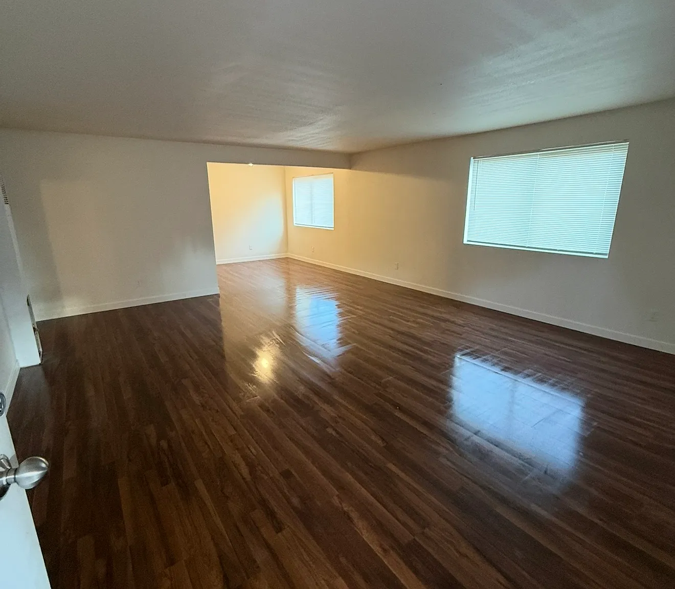 2 bed, 928 sqft, $1,200 — Photo 1