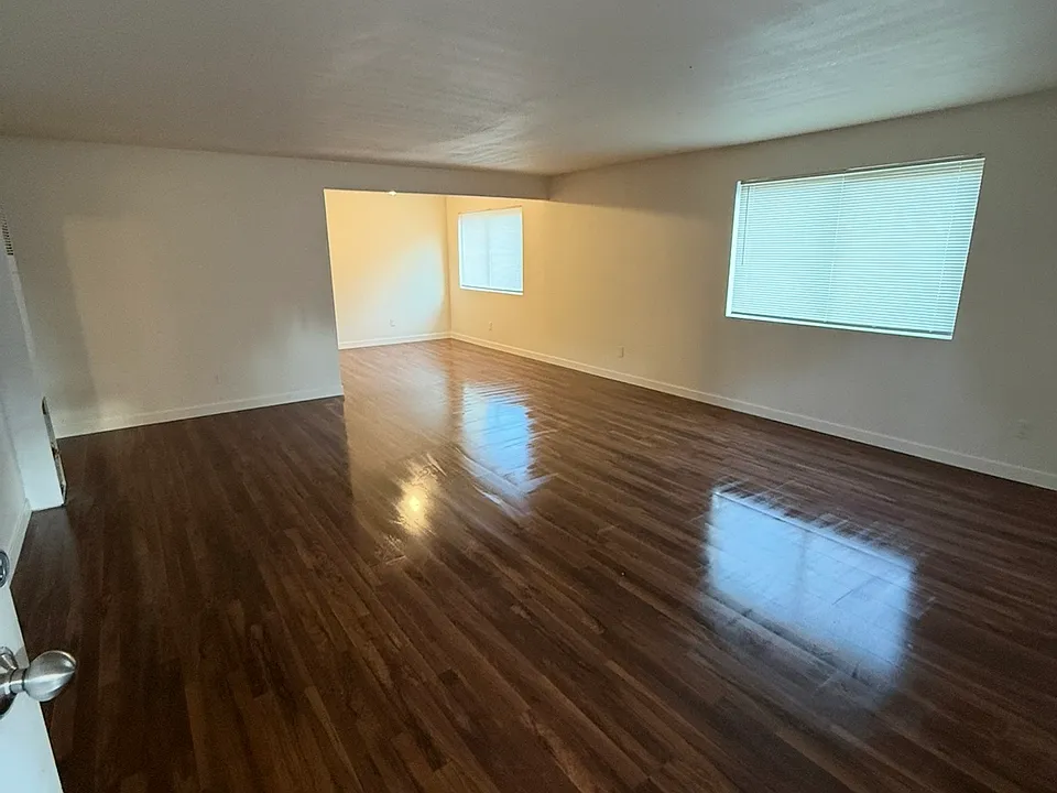 130 Leland Ave #8