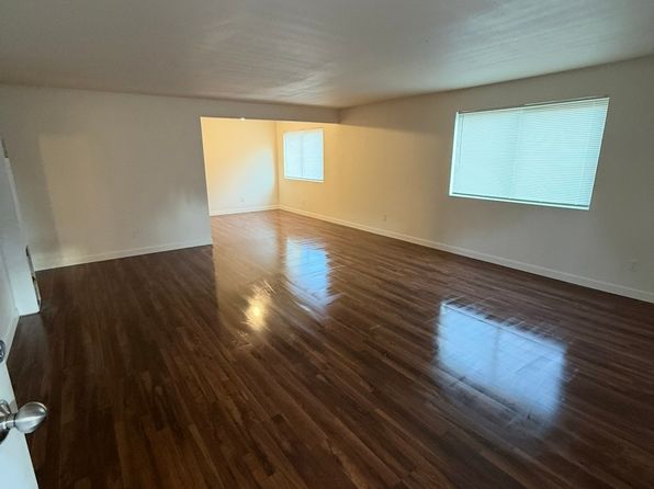 130 Leland Ave #8