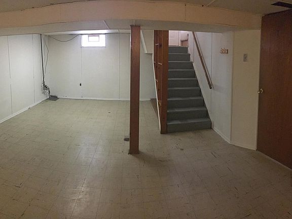 4th image of 13738 Oakdale St