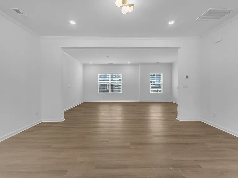 810 Basswood Glen Trl — Photo 24