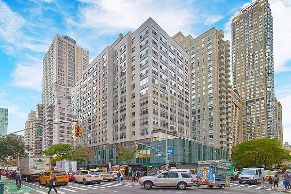 Rented by Living New York | media 41