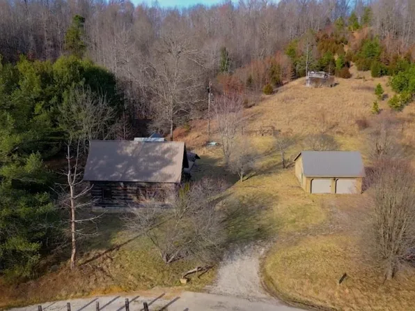 372 Duck Puddle Rd, Greenup, KY 41144