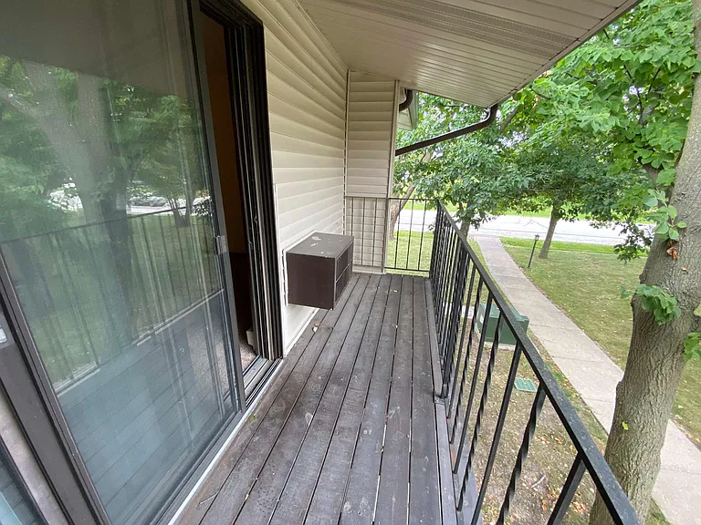 1453 S Carriage Ln — Photo 23