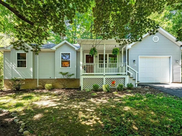 601 Flower Dr, McGaheysville, VA 22840