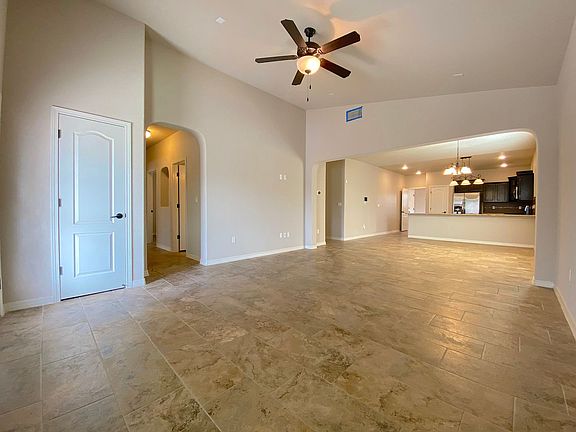 2nd image of 2044 Thomas Lackland St