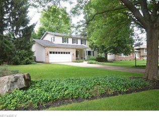 785 Forestview Dr, Tallmadge, OH