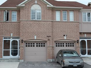 111 Crystalview Cres, Brampton, ON