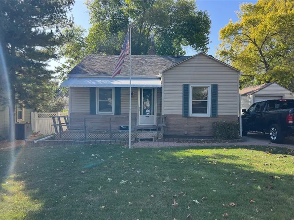2708 Cornell St, Des Moines, IA 50313