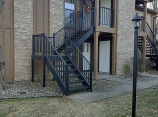 663 Frontier Ct, Terre Haute, IN 47803