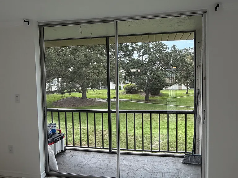 810 Oakgrove Dr #281 — Photo 4