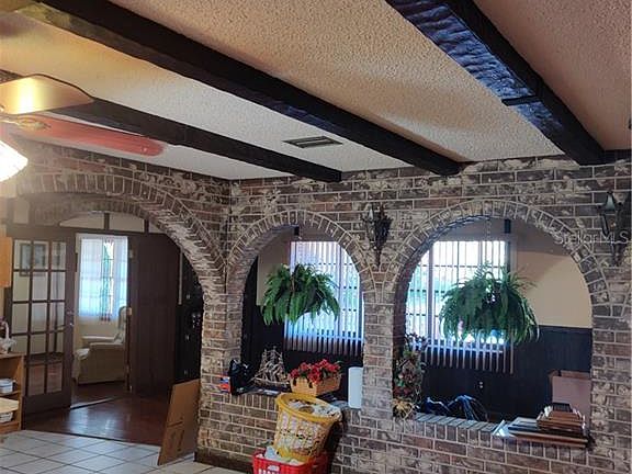 4th image of 20467 Gardenia Dr