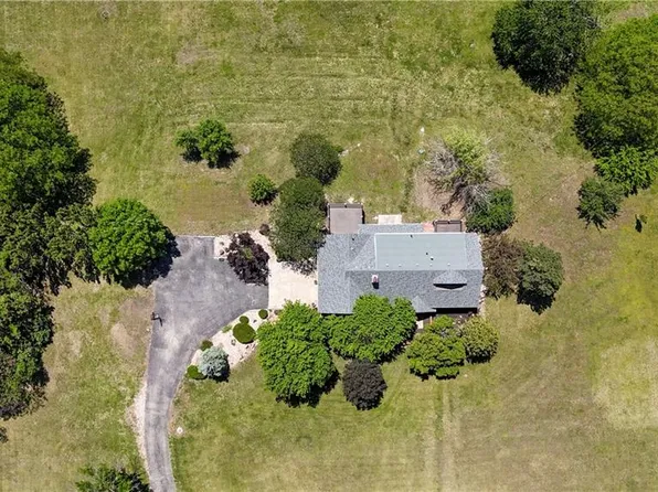 27845 W 89th St, Lenexa, KS 66227