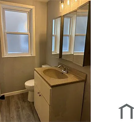 10625 S Calumet Ave #2 — Photo 8