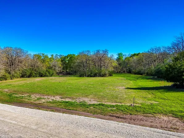 Connor Ln, Madisonville, TX 77864